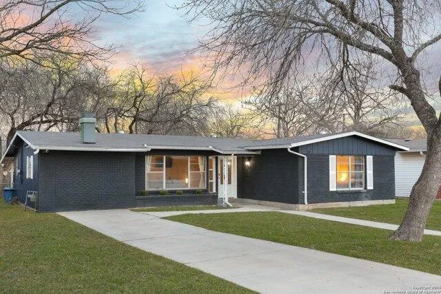 3 Bedroom 2 Bath In Universal City TX 78148 for Rent