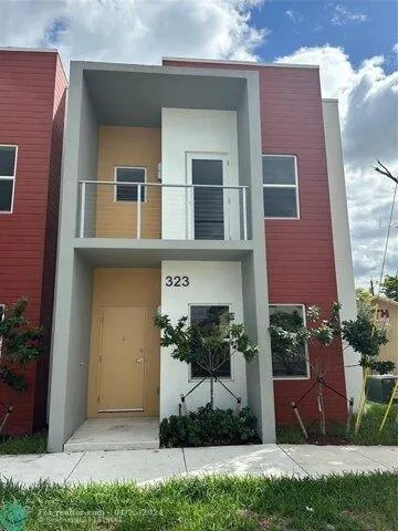 2 Bedroom 2.5 Bath In Hallandale Beach FL 33009 for Rent