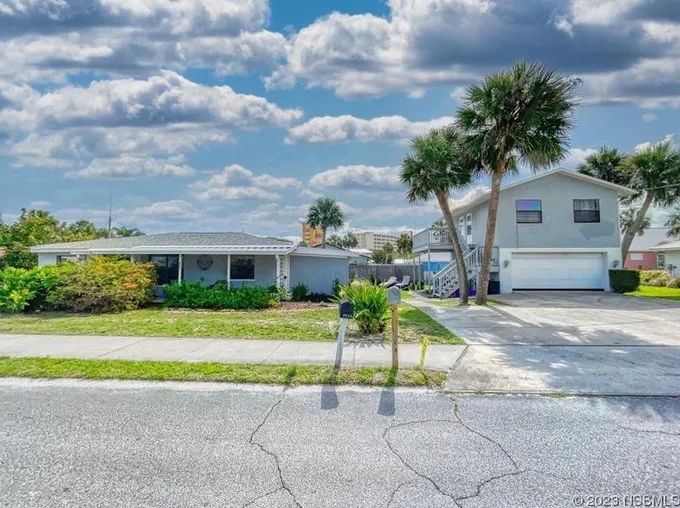 603 N Pine St, New Smyrna Beach, FL 32169 - MLS NS1074555 for Sale
