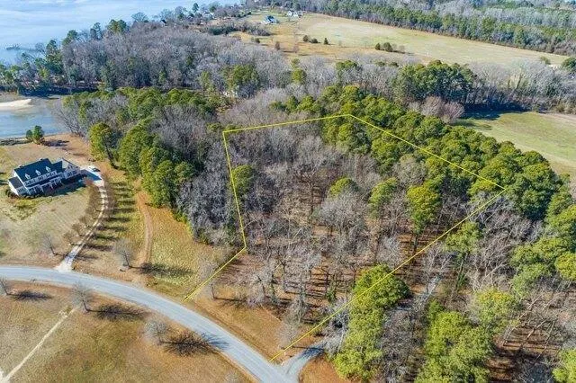 Plot For Sale In Weems, Virginia