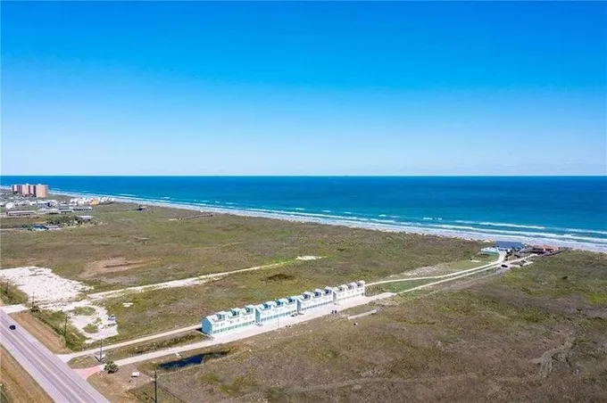 126 W Palm Beach, Port Aransas, TX 78373  605657712 for Sale
