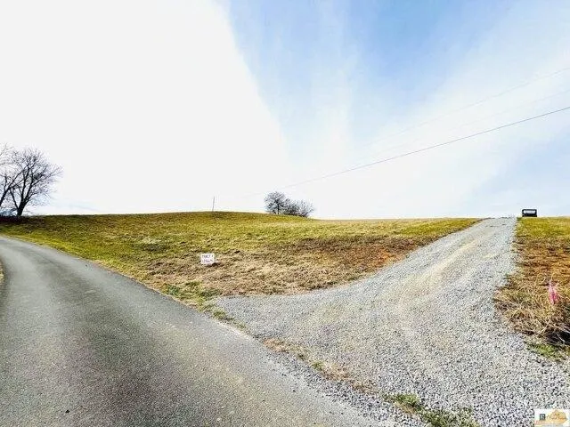 Plot For Sale In Columbia, Kentucky