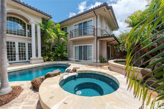 808 Hunakai Street, Honolulu HI 96816 for Sale