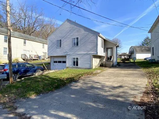 5 Atlantic St, Athens, OH 45701  MLS# 2431434 for Sale