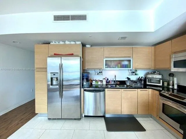 Condo For Rent In Miami, Florida
