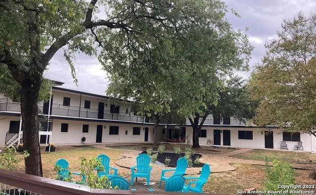 327 E LOCUST ST, San Antonio, TX 78212-4036 for Rent