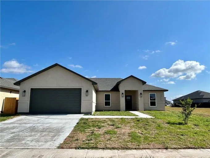 9538 Royal Oak Dr, Corpus Christi, TX 78410 for Sale
