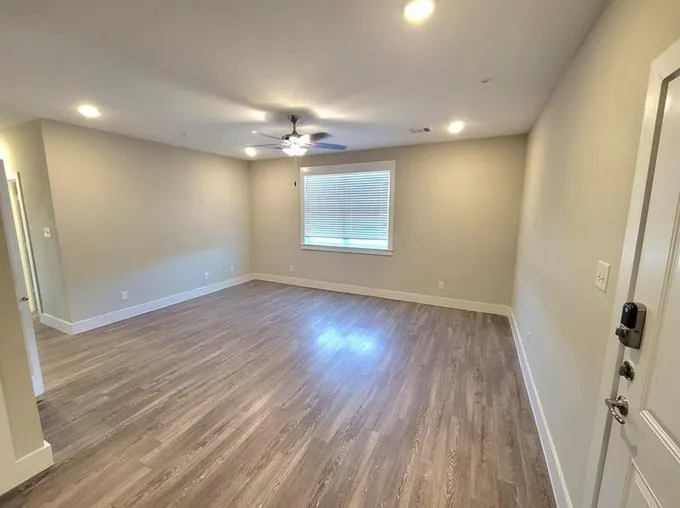 1620 Oak Tree Dr #2210, Houston, TX 77080 - MLS 51214647 for Rent