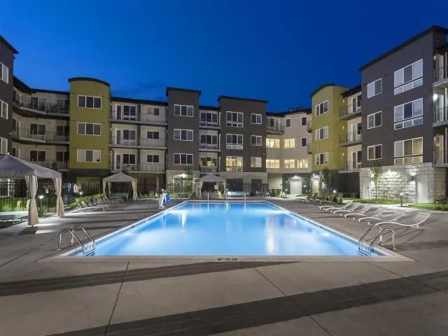 2Bed 2Bath Available Now $1600 Per Month for Rent