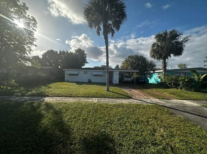 749 Orchid Dr, Royal Palm Beach, FL 33411 - MLS RX-10943069 for Sale