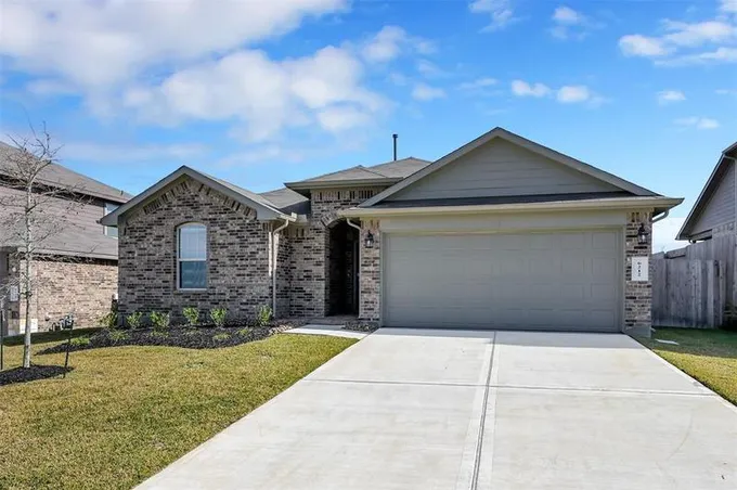 6212 Hendricks Harbor Dr, Conroe, TX 77304 for Rent