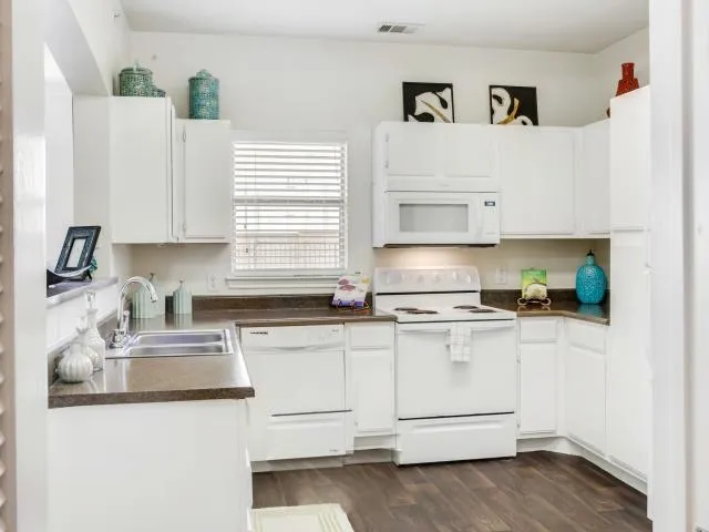 1Bd 1Ba For Rent