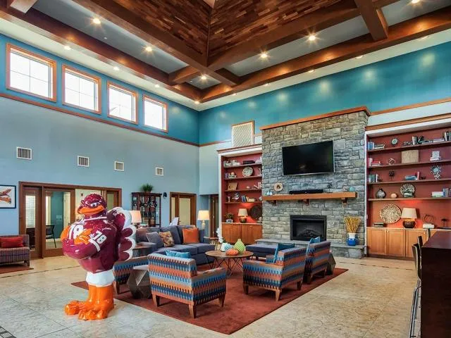 2 Bed 2 Bath Available Today $1645/Mo for Rent