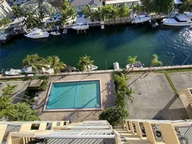 Condo For Rent In North Miami, Florida