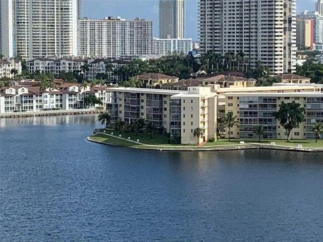 1 Bedroom 1 Bath In Aventura FL 33160 for Rent