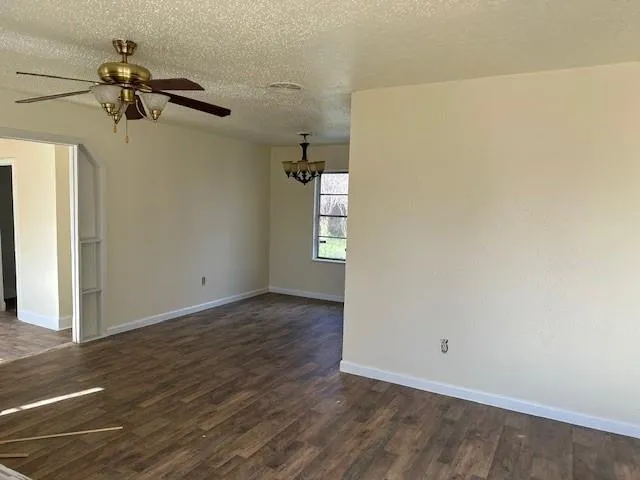 5603 Ridgeway Dr, Houston, TX 77033 for Sale