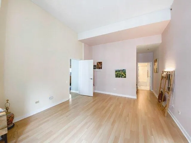 Condo For Rent In Chicago, Illinois