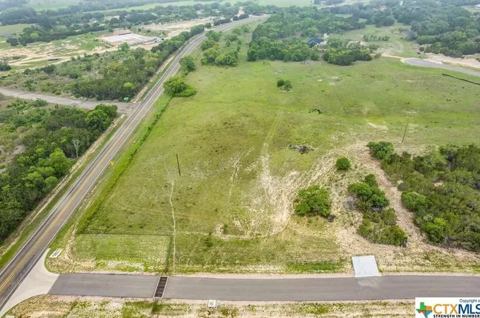 Lot 27 Bugatti Ct, Burnet, TX 78611 - MLS 504007 for Sale