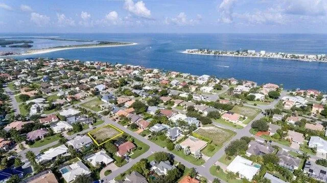 Plot For Sale In Tierra Verde, Florida