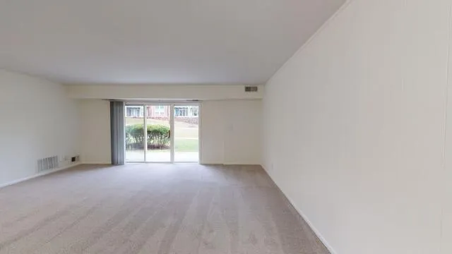 1 bedroom in Norwood MA 02062 for Rent