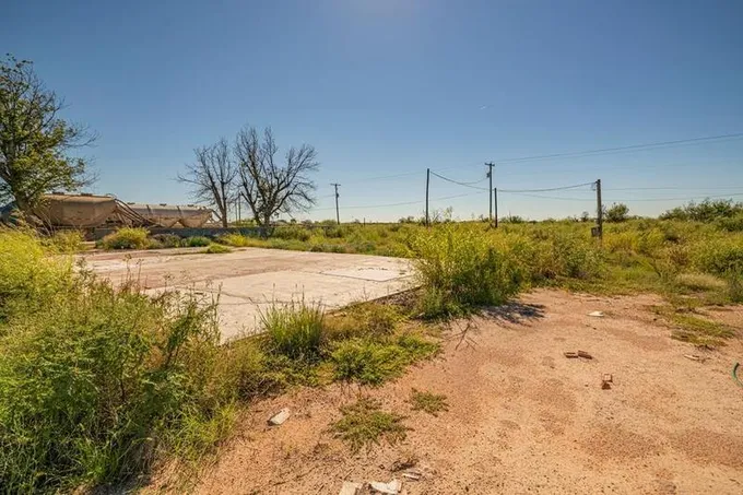 3702 W Sealy Ave, Monahans, TX 79756 for Sale
