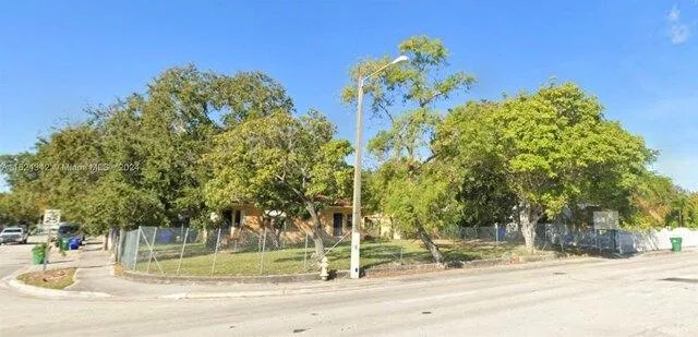 Plot For Sale In Miami, Florida