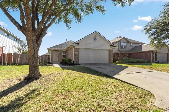 4402 Plumeria Ave, Baytown, TX 77521 for Rent
