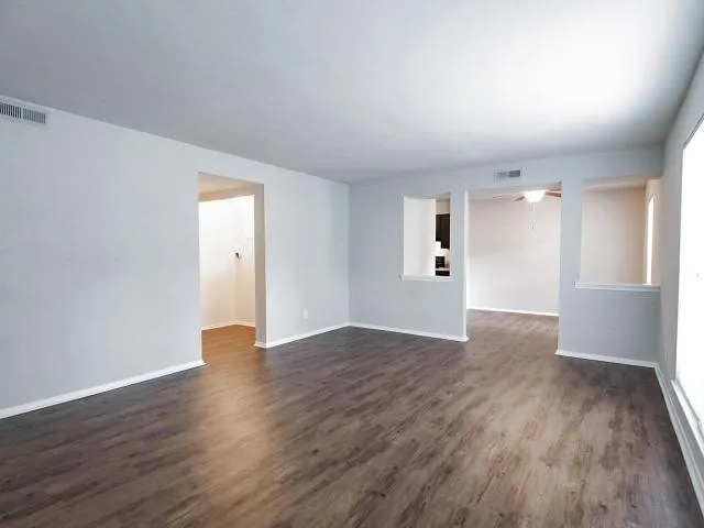 Remarkable 2 Bed 2 Bath Available Today for Rent