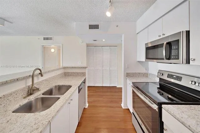 Condo For Rent In Miami, Florida