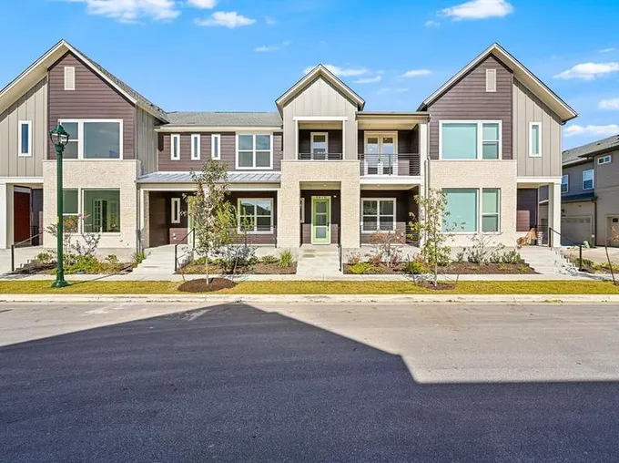 2910 Moreno St, Austin, TX 78723 - MLS 2806690 for Sale