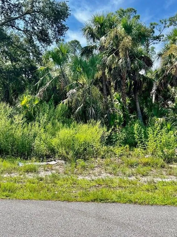 14395 Grenoble Ave, Port Charlotte, FL 33953 - MLS C7480000 for Sale