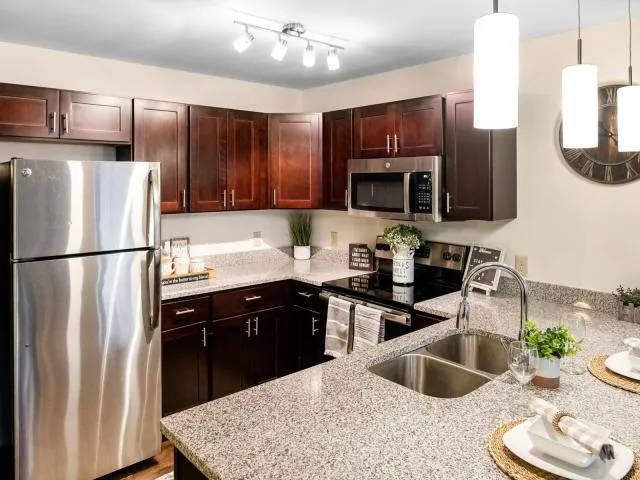 Perfect 2 Bd 2 Ba Available Now for Rent