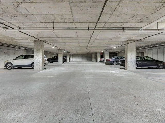 Condo For Sale In Indianapolis, Indiana