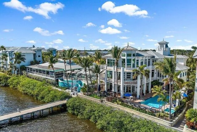 Condo For Sale In Stuart, Florida
