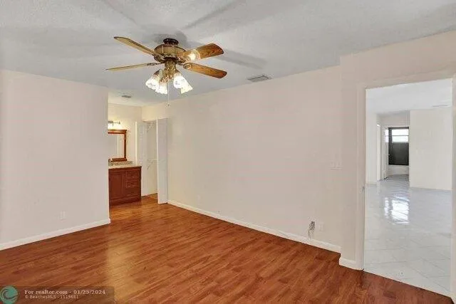 Condo For Sale In Coconut Creek, Florida