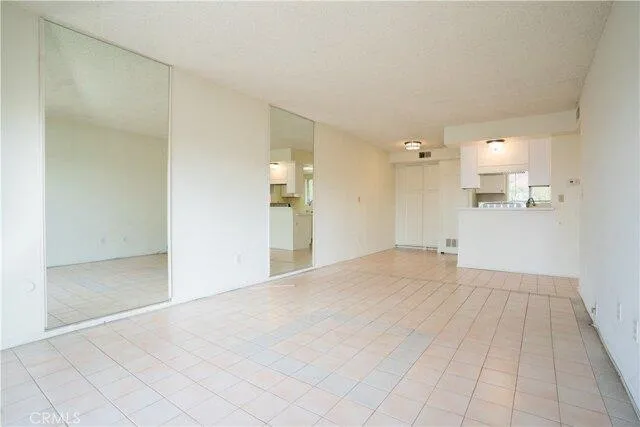 Condo For Rent In Glendale, California