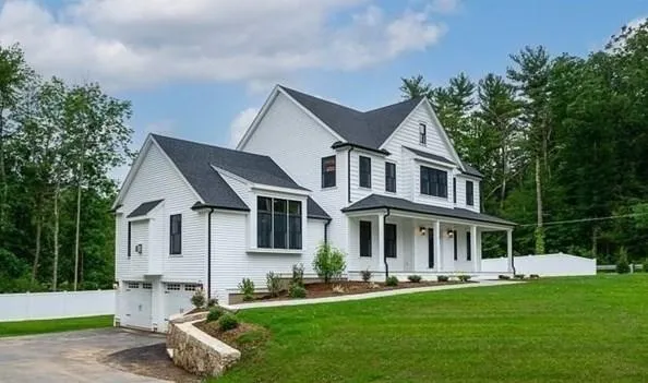 69 Blackstone St, Mendon, MA 01756 - MLS 73173611 for Sale