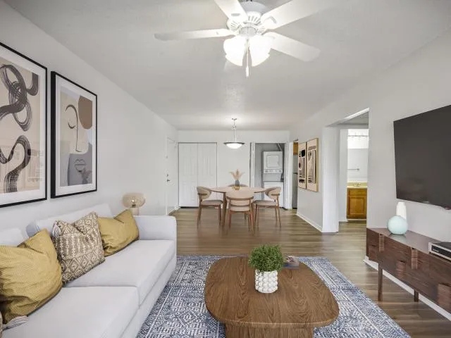 2 Bd 1 BA for Rent
