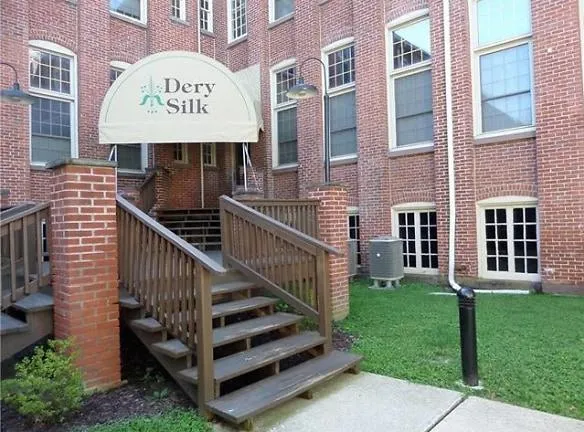 101 Race St #103 Catasauqua, PA 18032 - Home For Rent