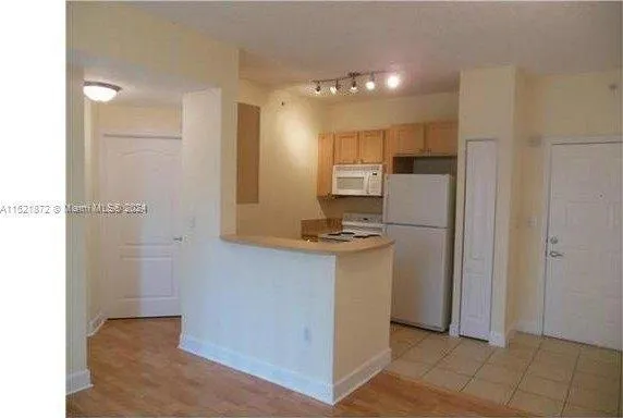 Condo For Rent In South Miami, Florida