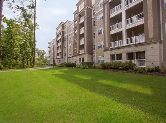 808 Newtown Rd Virginia Beach, VA - Apartments For Rent