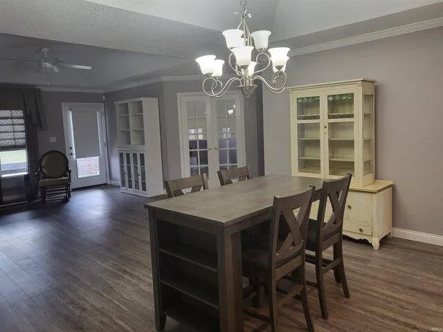 Condo For Sale In Yorktown, Indiana