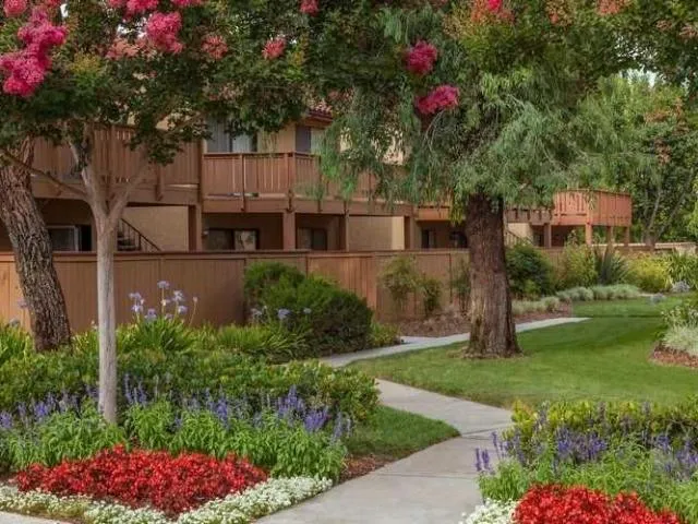 Outstanding 1Bed 1Bath Available Now for Rent