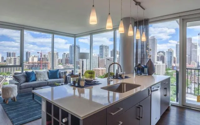 1 bedroom in Chicago IL 60610 for Rent