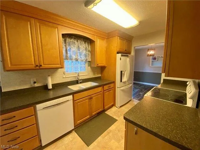 Condo For Sale In North Royalton, Ohio