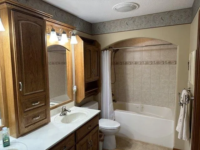 Condo For Sale In Berne, Indiana