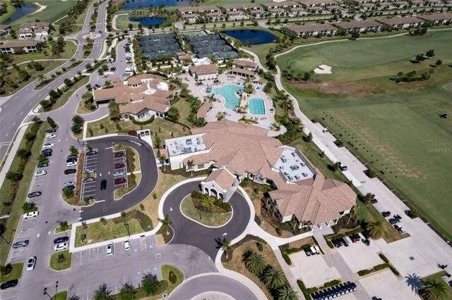 Condo For Sale In Lakewood Ranch, Florida