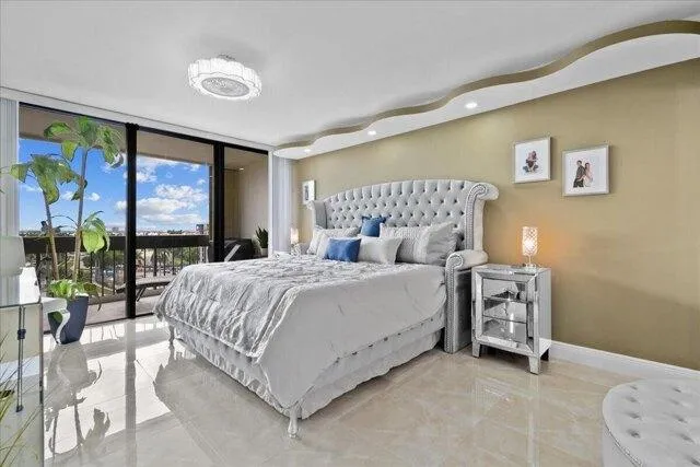 Condo For Sale In West Palm Beach, Florida