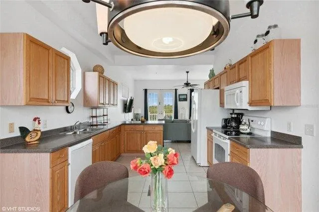 Condo For Sale In Bradenton, Florida