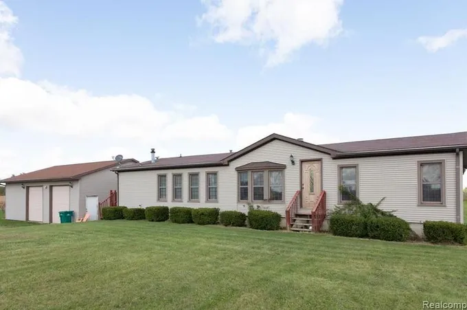 8610 Lohr Rd, Greenwood Twp, MI 48006 - MLS 20230098956 for Sale